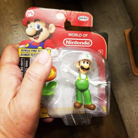 Super Mario World of Nintendo 3 Figure Collectable - Picture 3 of 5